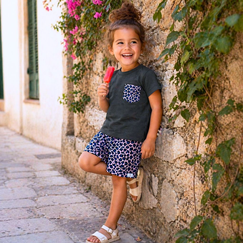 SHORT Allover Print